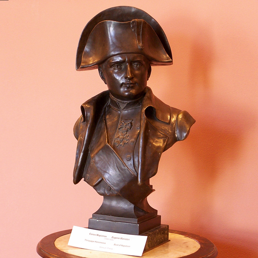 Bronze Bust of Napoleon statue